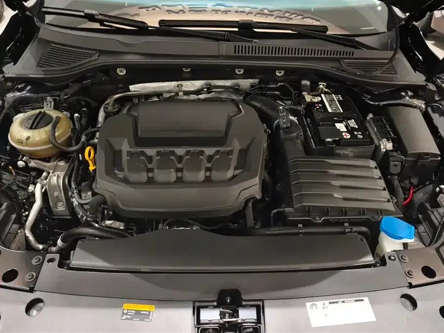 Volkswagen Passat 2023 из CN, фото 7