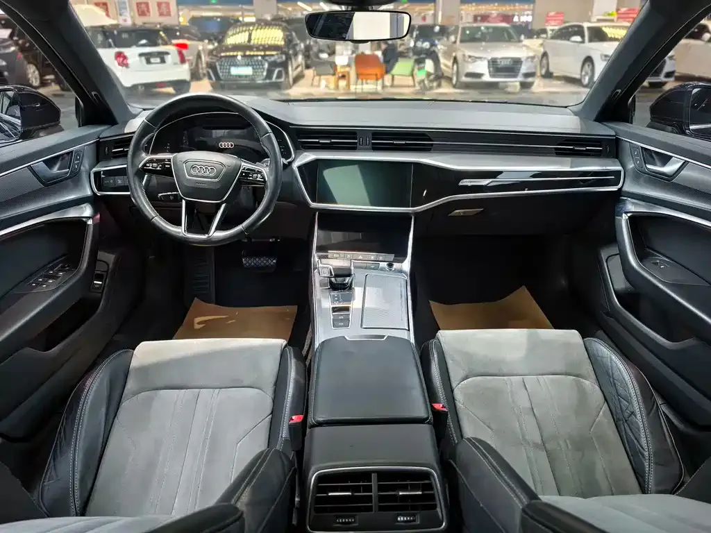 Audi A6L 2021 из CN, фото 9