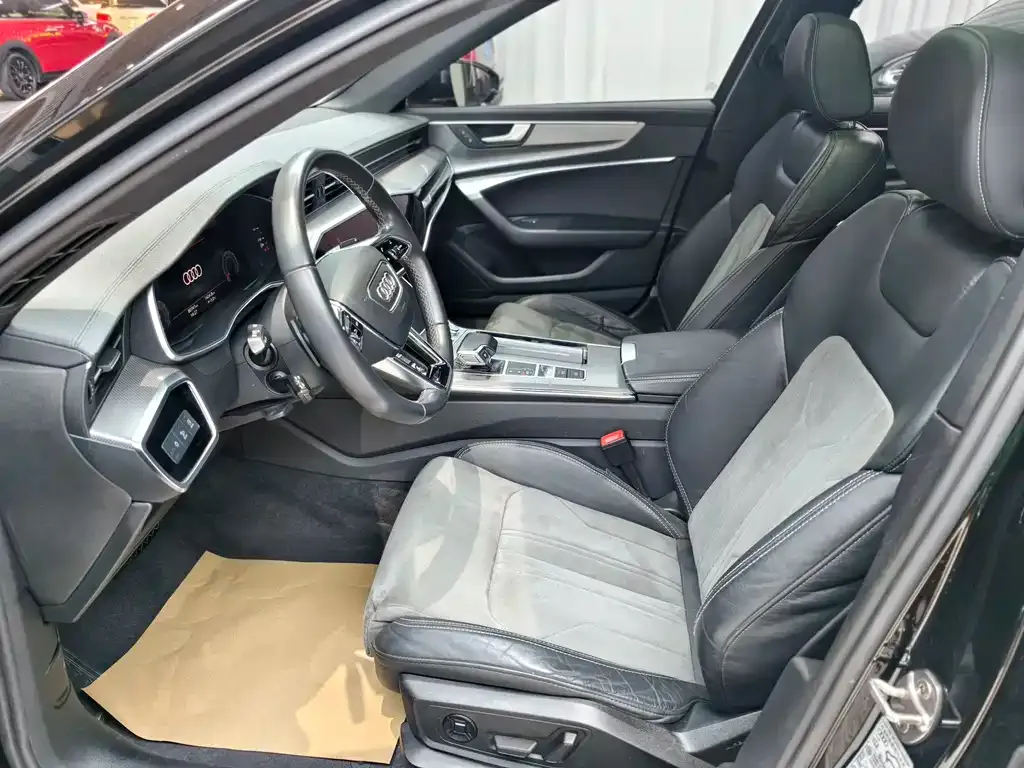 Audi A6L 2021 из CN, фото 7