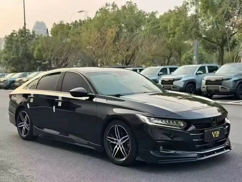 Honda Accord — фото 2