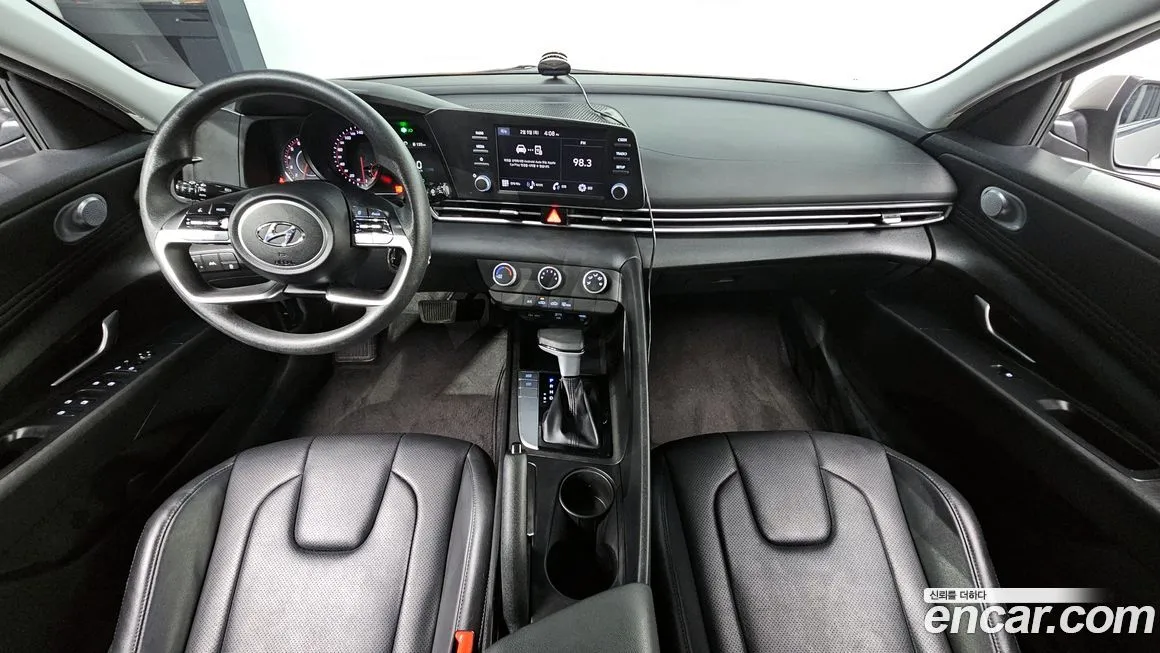 Hyundai AVANTE 2023 из KR, фото 4