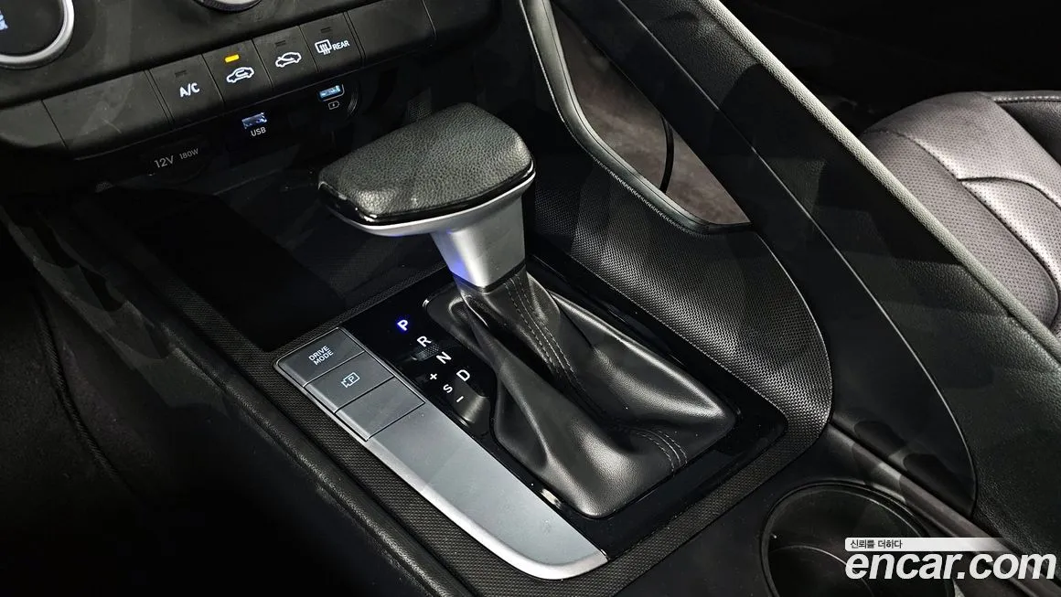 Hyundai AVANTE 2023 из KR, фото 3