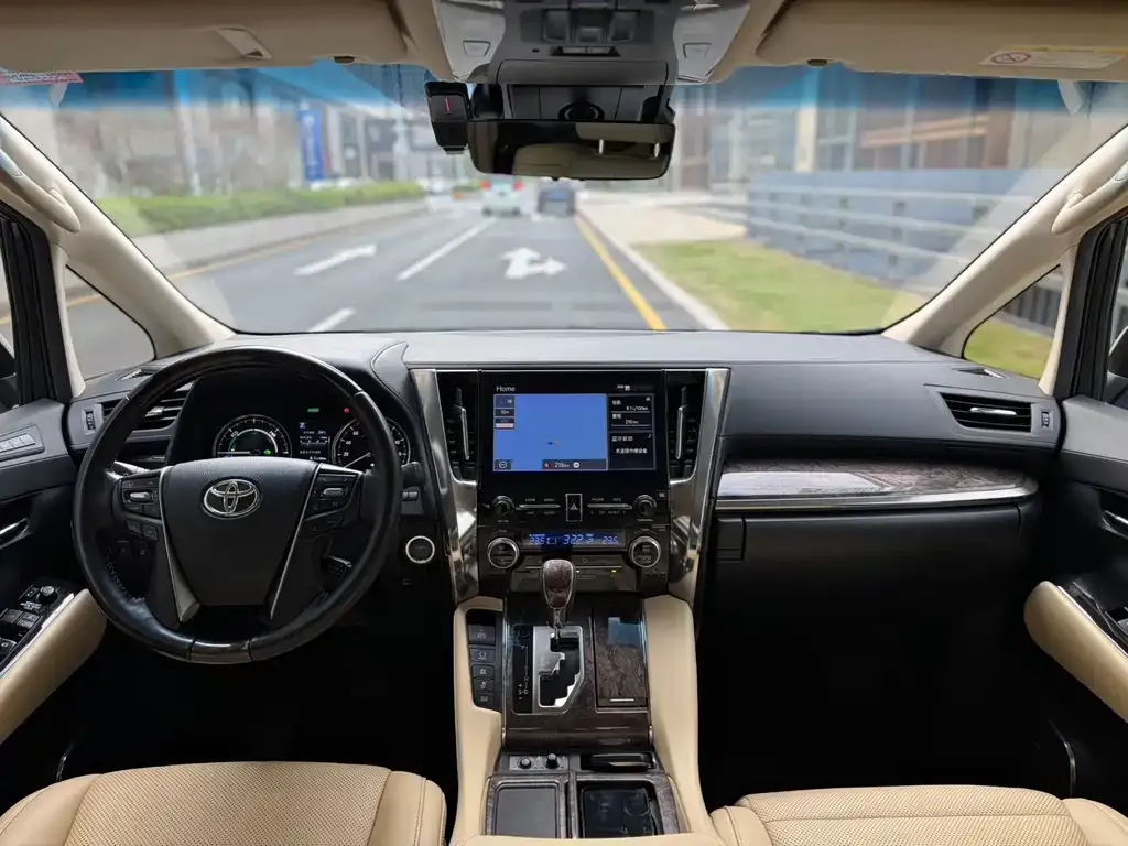 Toyota Alphard 2021 из CN, фото 8