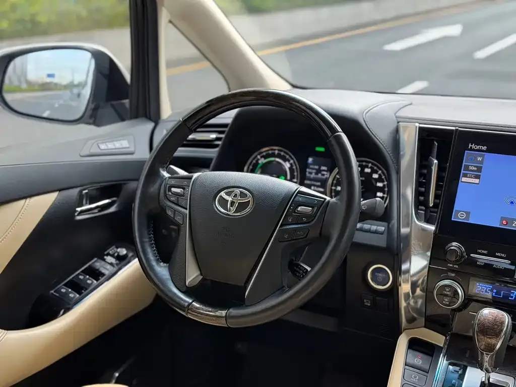 Toyota Alphard 2021 из CN, фото 2