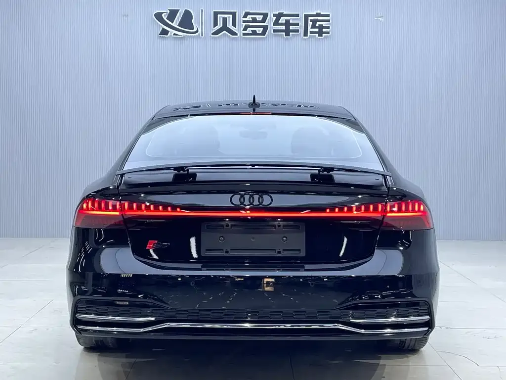 Audi A7 2023 из CN, фото 8