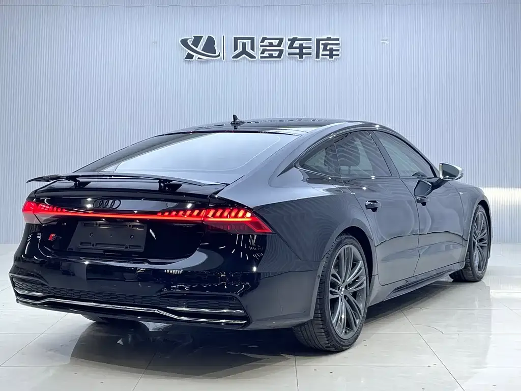 Audi A7 2023 из CN, фото 2