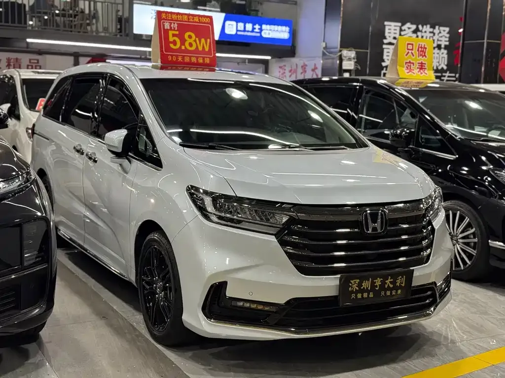 Honda Odyssey 2022 из CN, фото 4