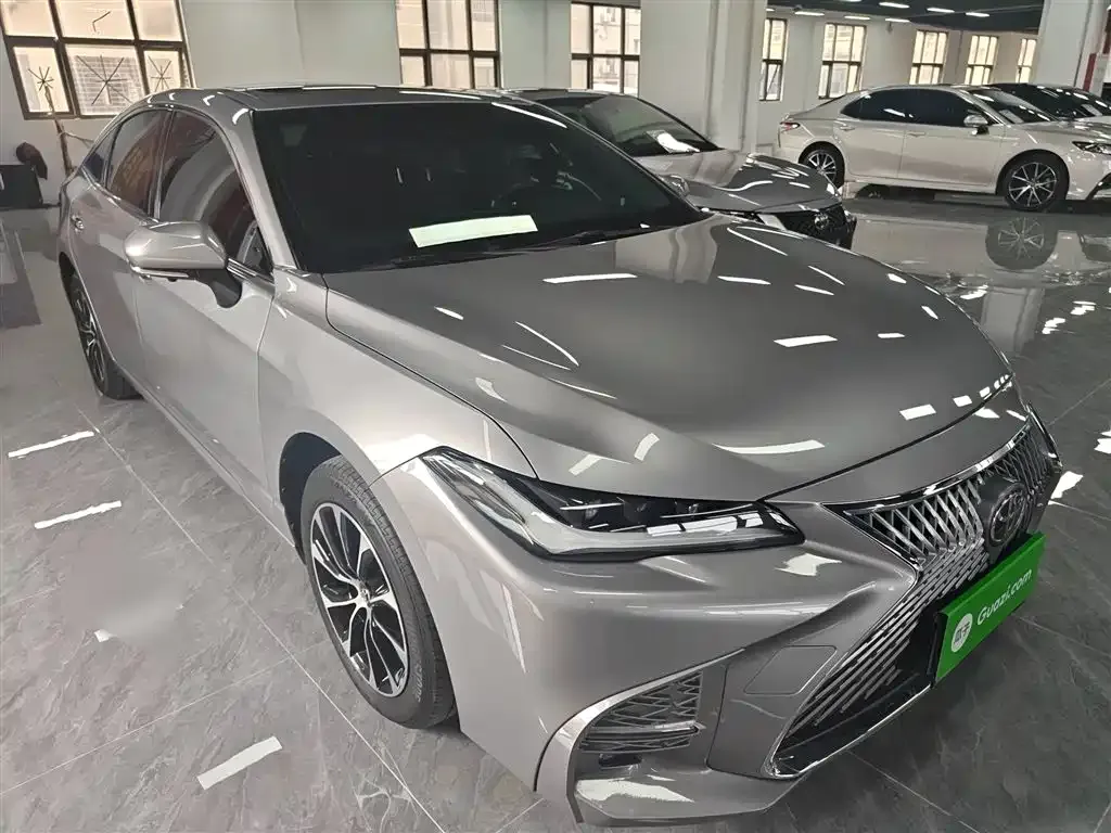 Toyota Avalon — фото 10