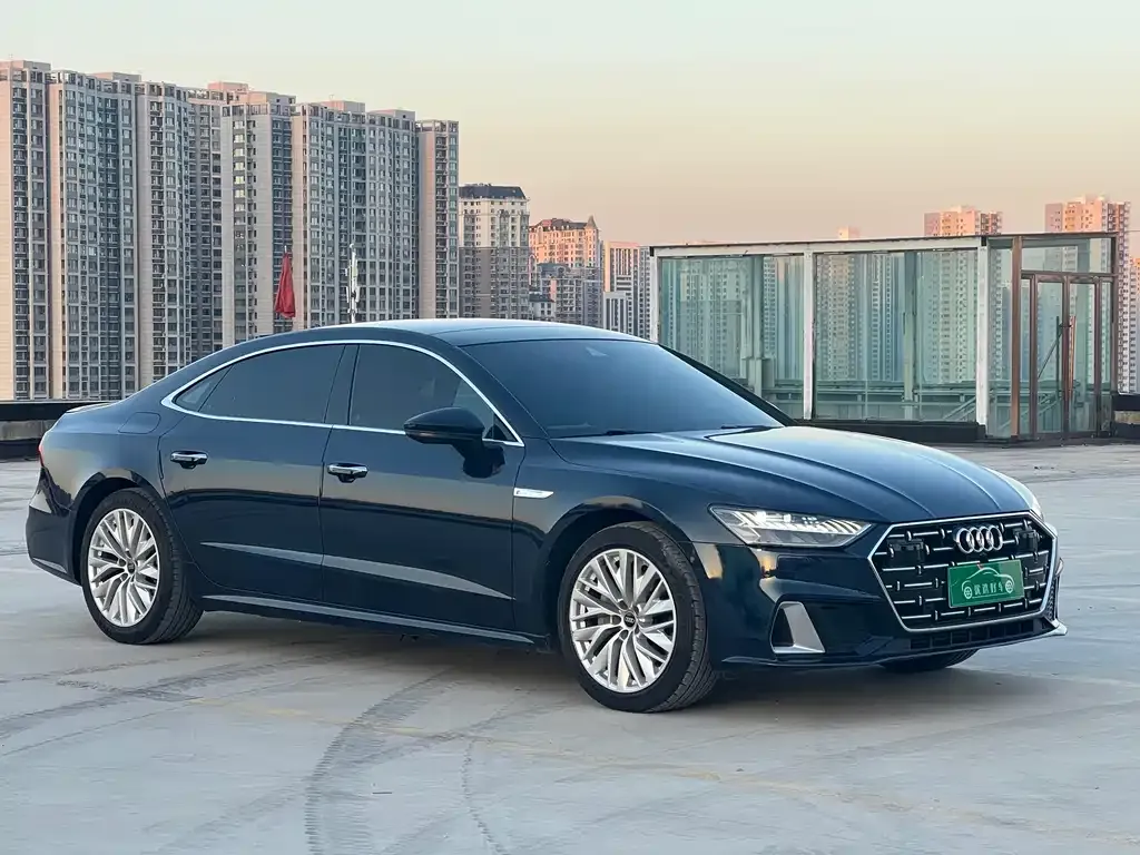 Audi A7L 2023 из CN, фото 4