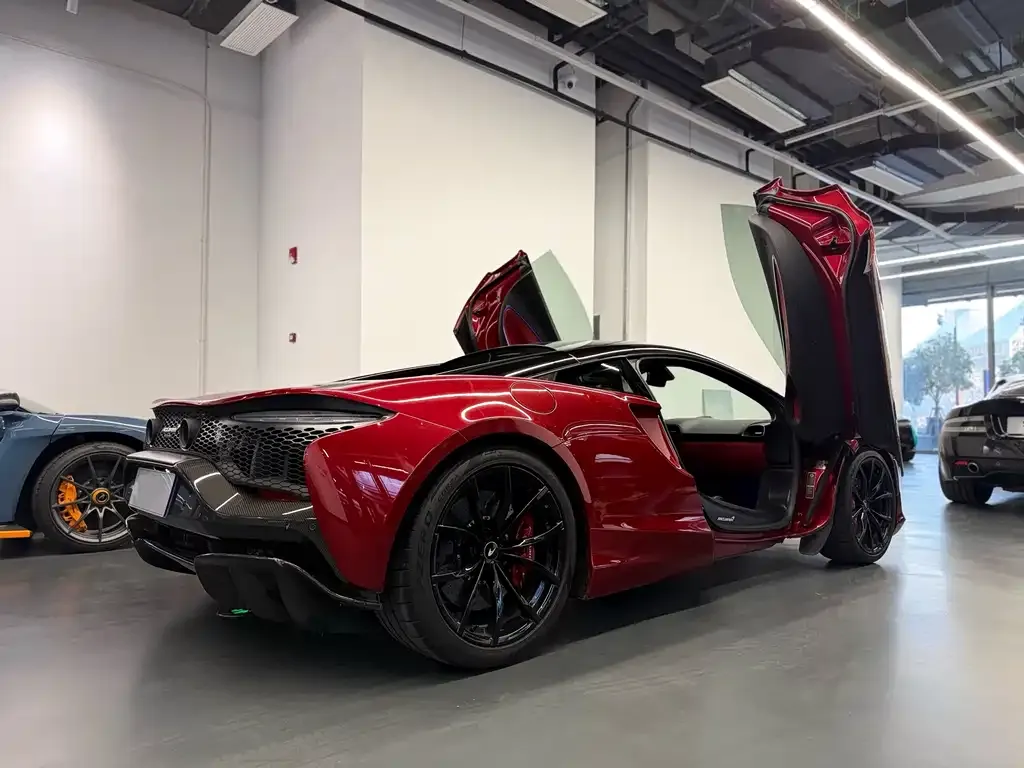 McLaren Artura 2023 из CN, фото 3