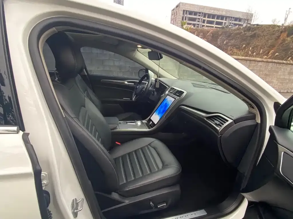 Ford Mondeo 2021 из CN, фото 10