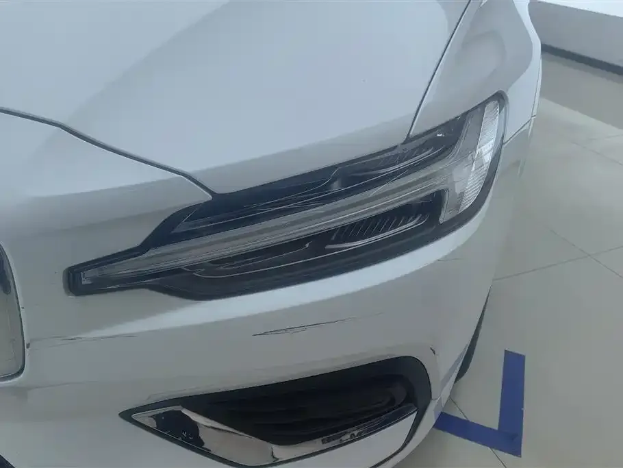 Volvo S60 2021 из CN, фото 7
