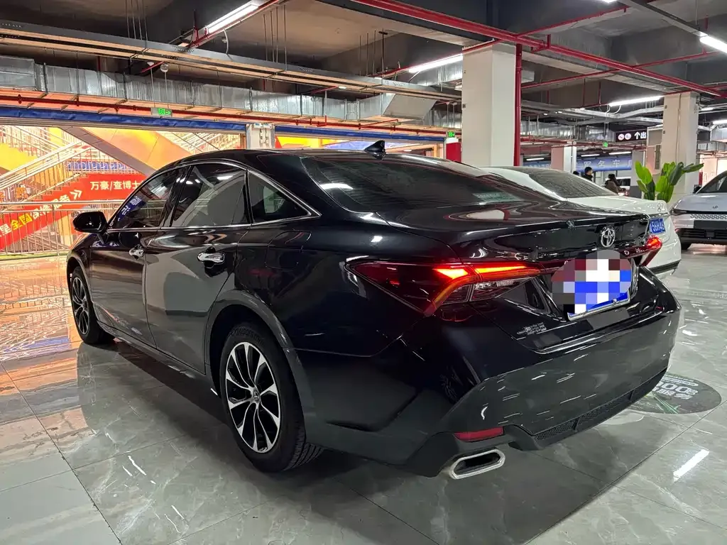 Toyota Avalon 2023 из CN, фото 5