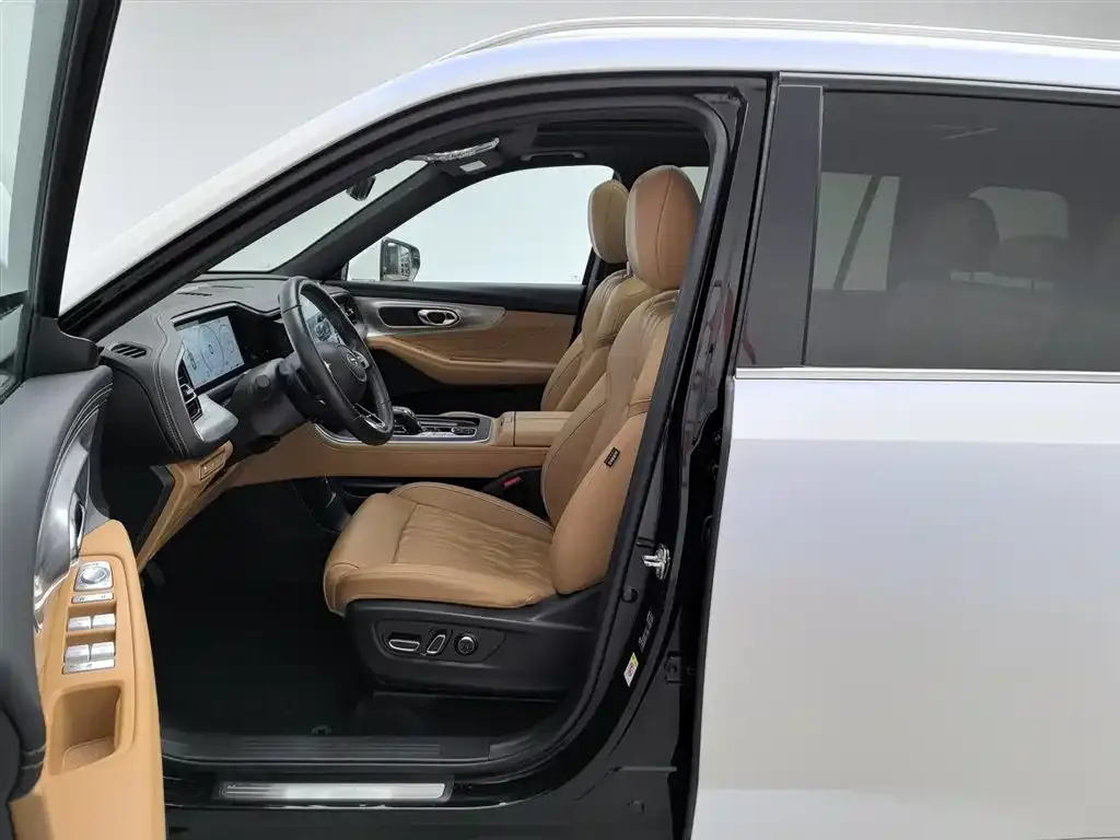 GAC Motor Trumpchi GS8 — фото 10