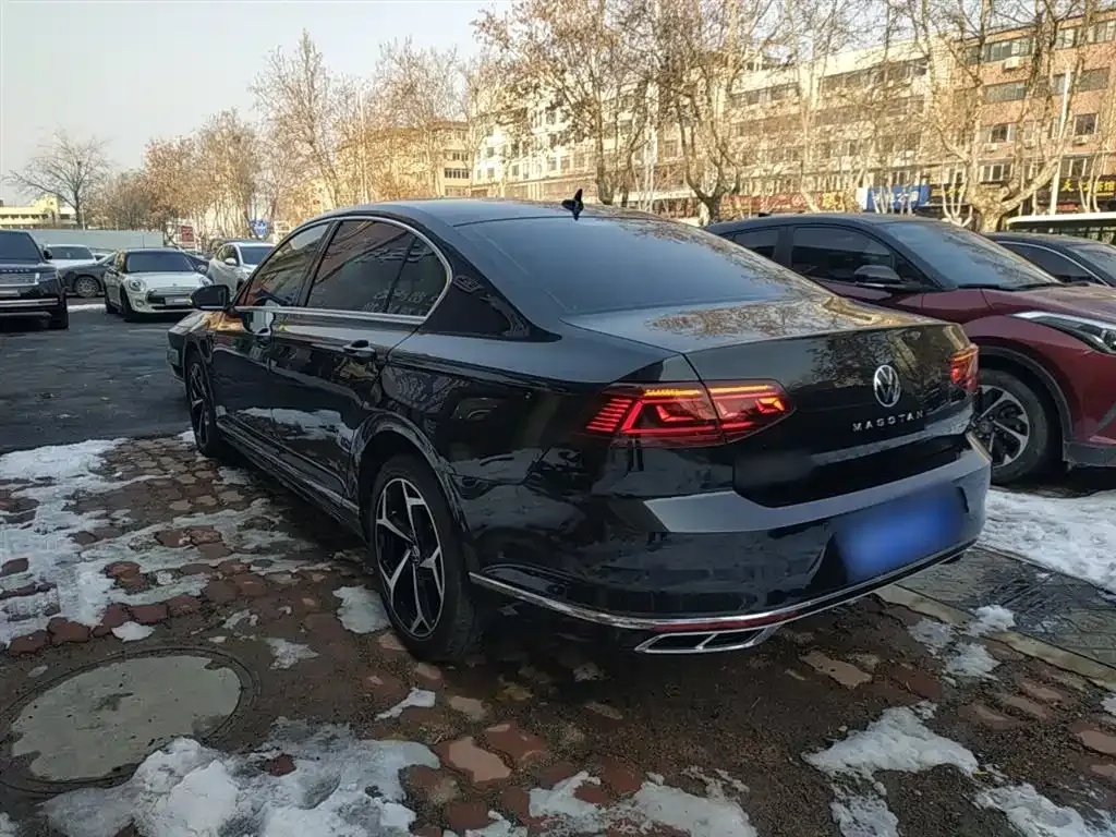 Volkswagen Magotan 2023 из CN, фото 3