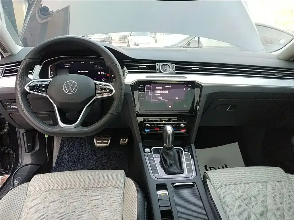 Volkswagen Magotan 2023 из CN, фото 8