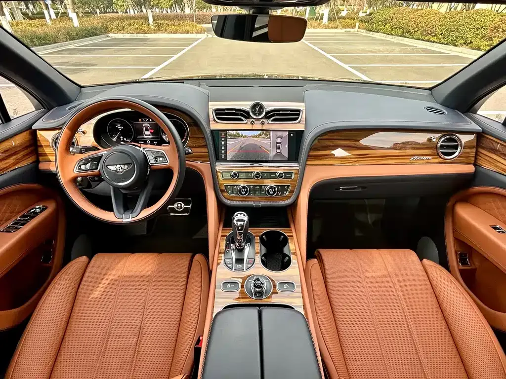 Bentley Bentayga 2024 из CN, фото 5