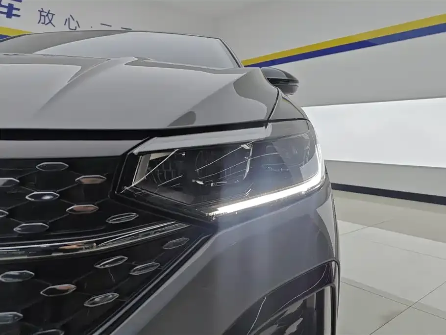 Volkswagen Lavida 2023 из CN, фото 2