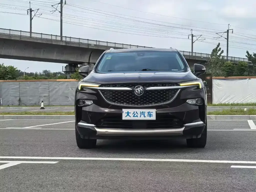 Buick Enclave — фото 6