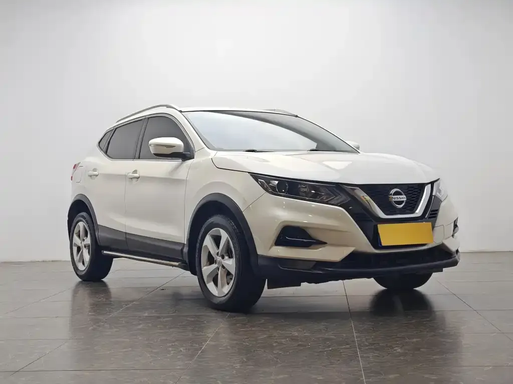 Nissan Qashqai 2023 из CN, фото 2