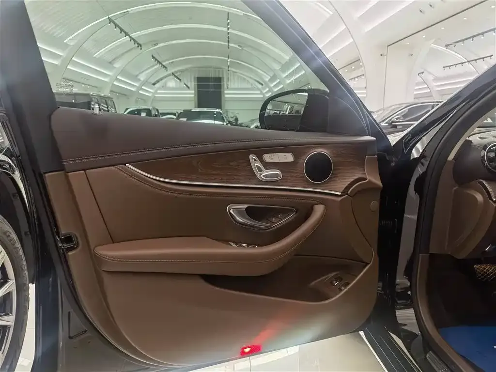 Mercedes-Benz E-Class New Energy 2022 из CN, фото 5