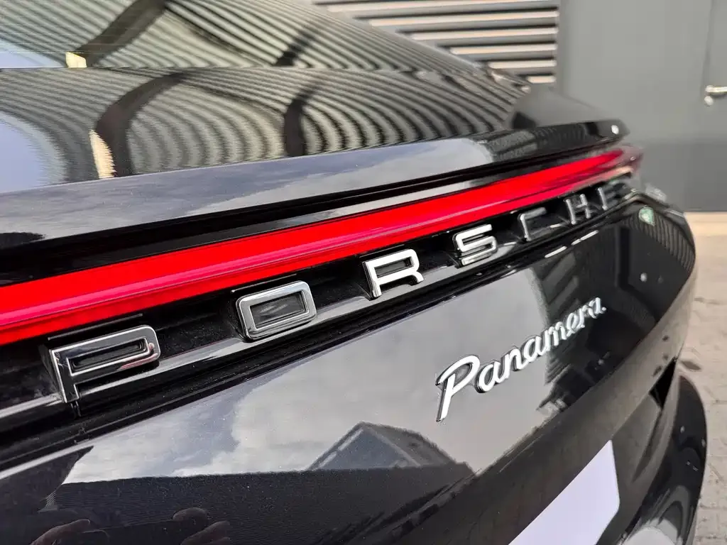 Porsche Panamera — фото 10