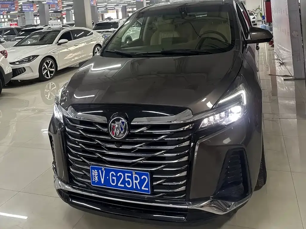 Buick GL8 2023 из CN, фото 6