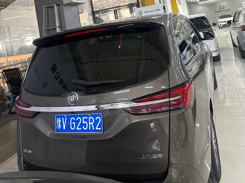 Buick GL8 2023 из CN, фото 10