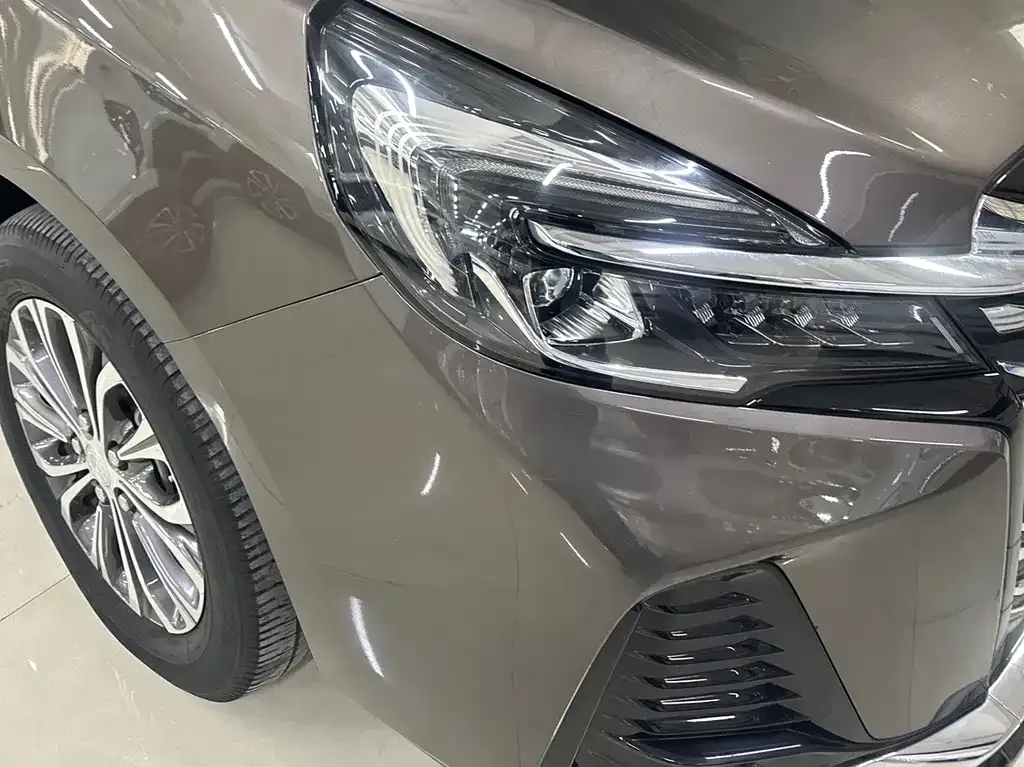 Buick GL8 2023 из CN, фото 9