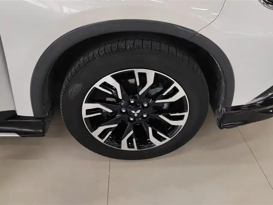Mitsubishi Outlander 2021 из CN, фото 2