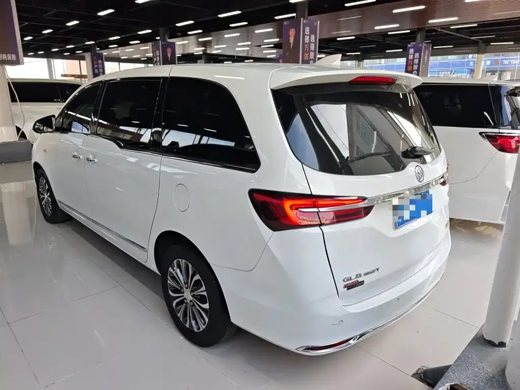 Buick GL8 2022 из CN, фото 7