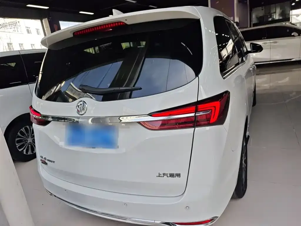 Buick GL8 2022 из CN, фото 8