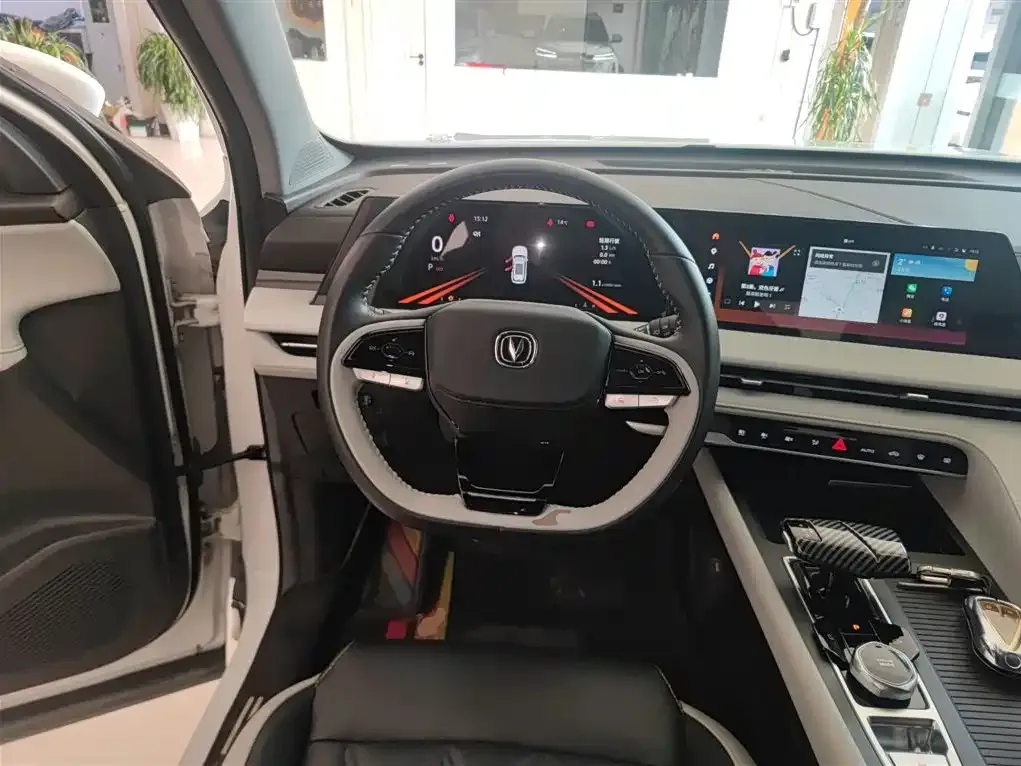 Changan CS75PLUS 2024 из CN, фото 2