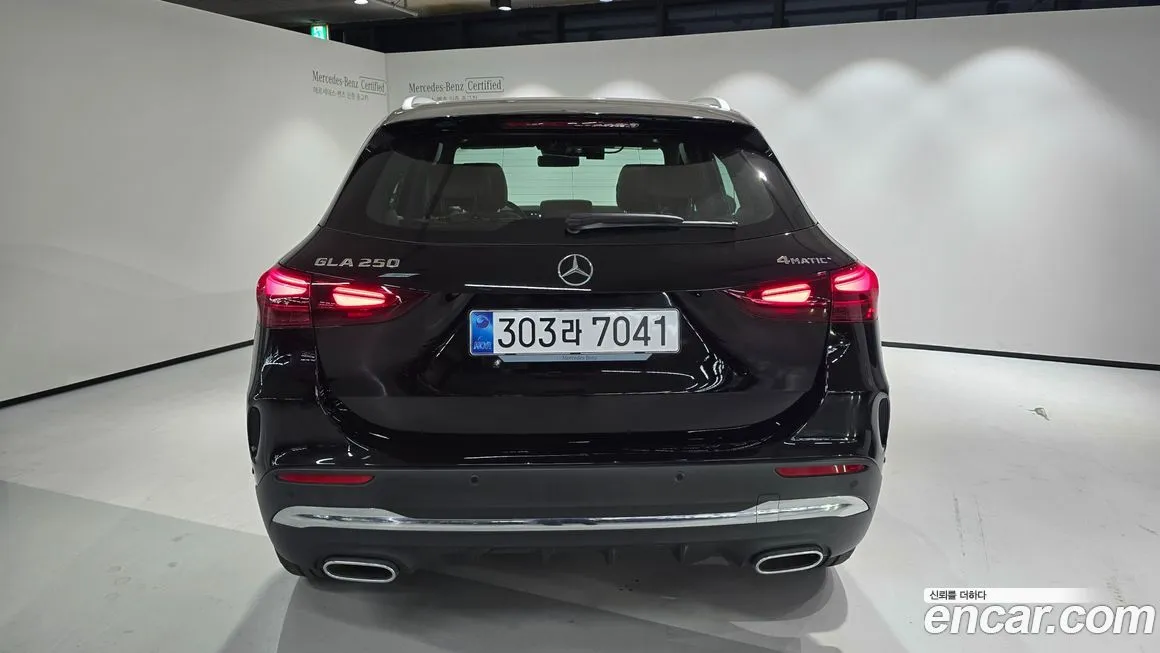 Mercedes-Benz GLA-Class — фото 6