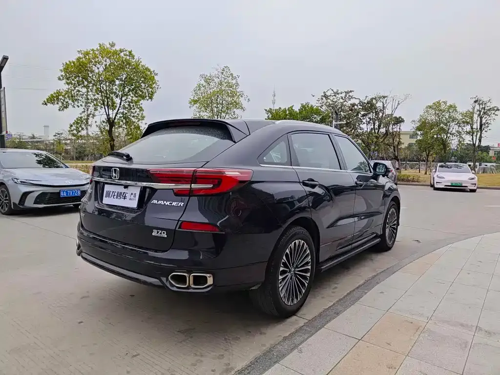 Honda Avancier 2024 из CN, фото 4