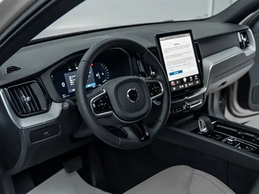 Volvo XC60 2026 из CN, фото 8