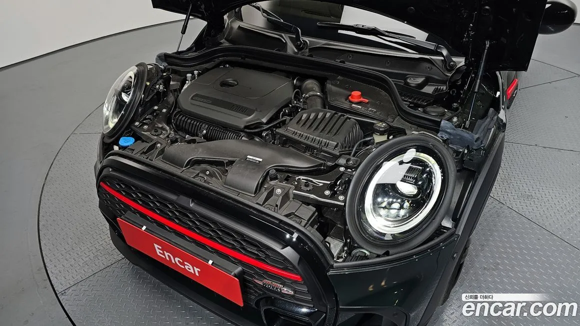 Mini Cooper Convertible 2024 из KR, фото 7