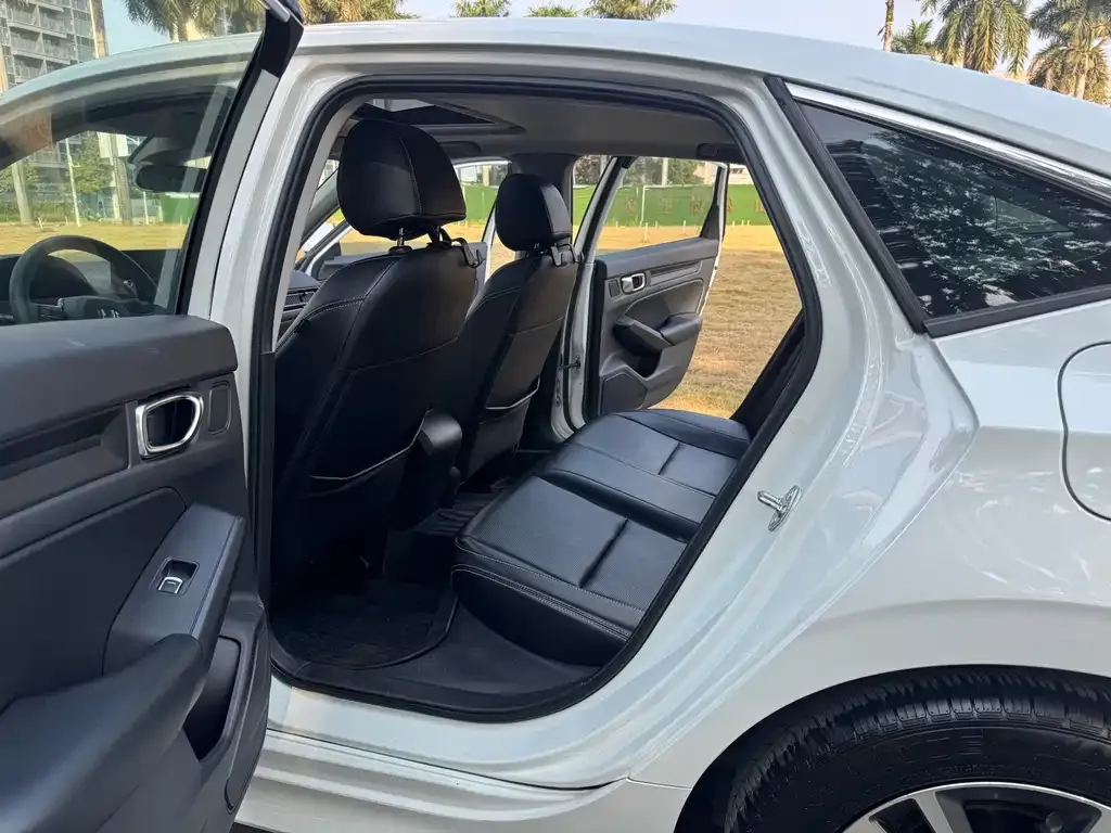 Honda Civic 2022 из CN, фото 5