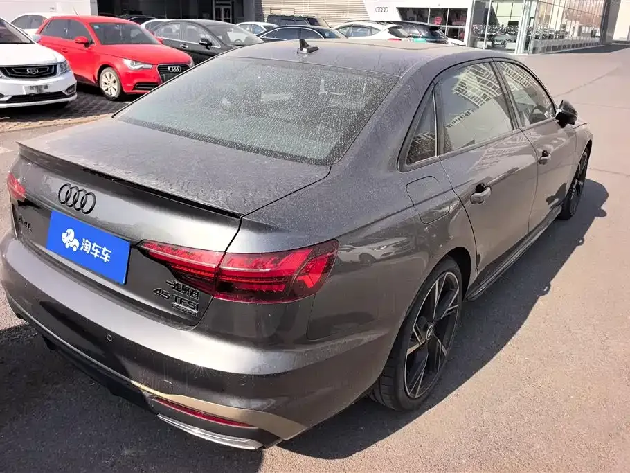 Audi A4L 2024 из CN, фото 6
