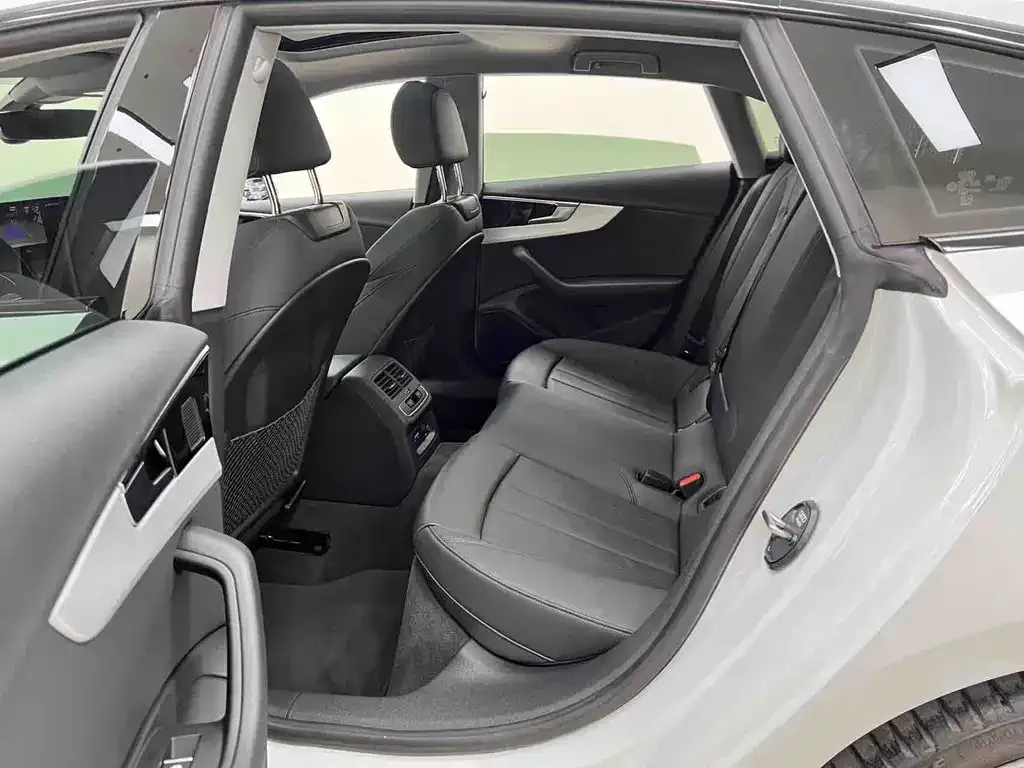 Audi A5 (Import) 2024 из CN, фото 6