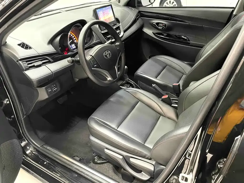 Toyota Yaris L 2022 из CN, фото 4