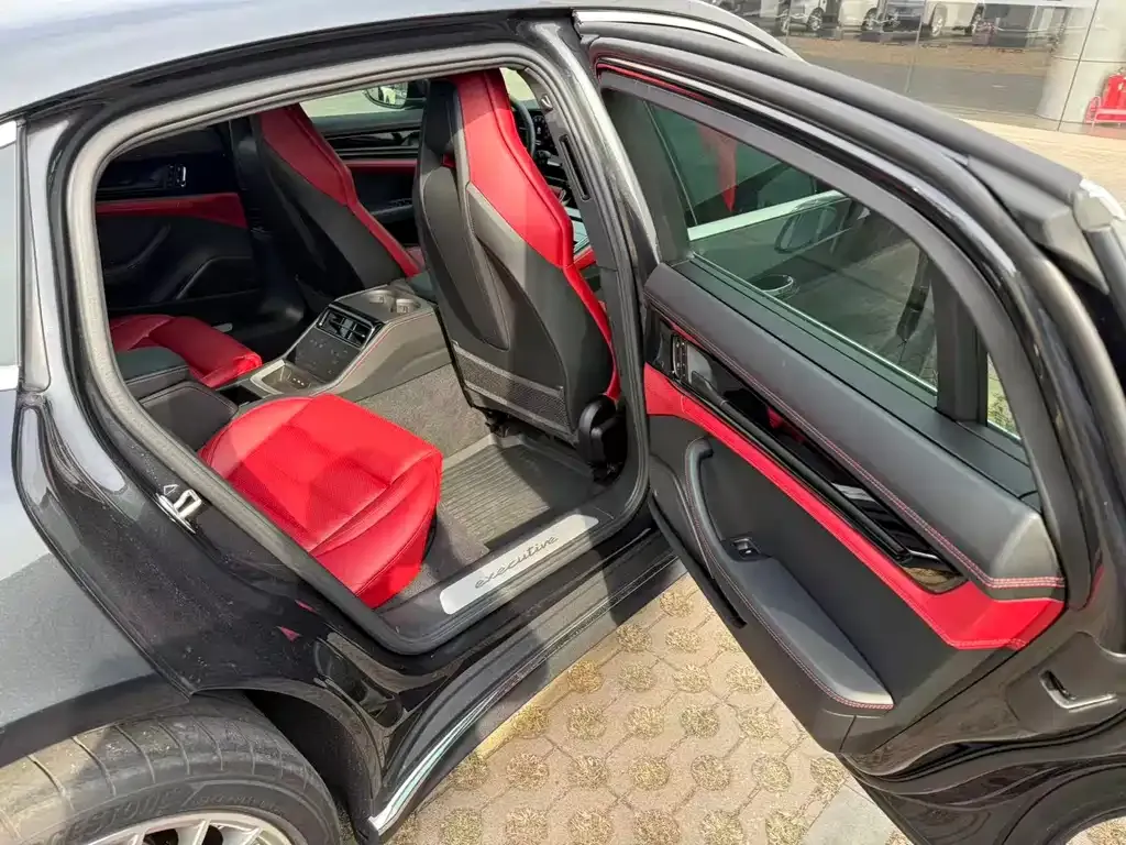 Porsche Panamera 2024 из CN, фото 7