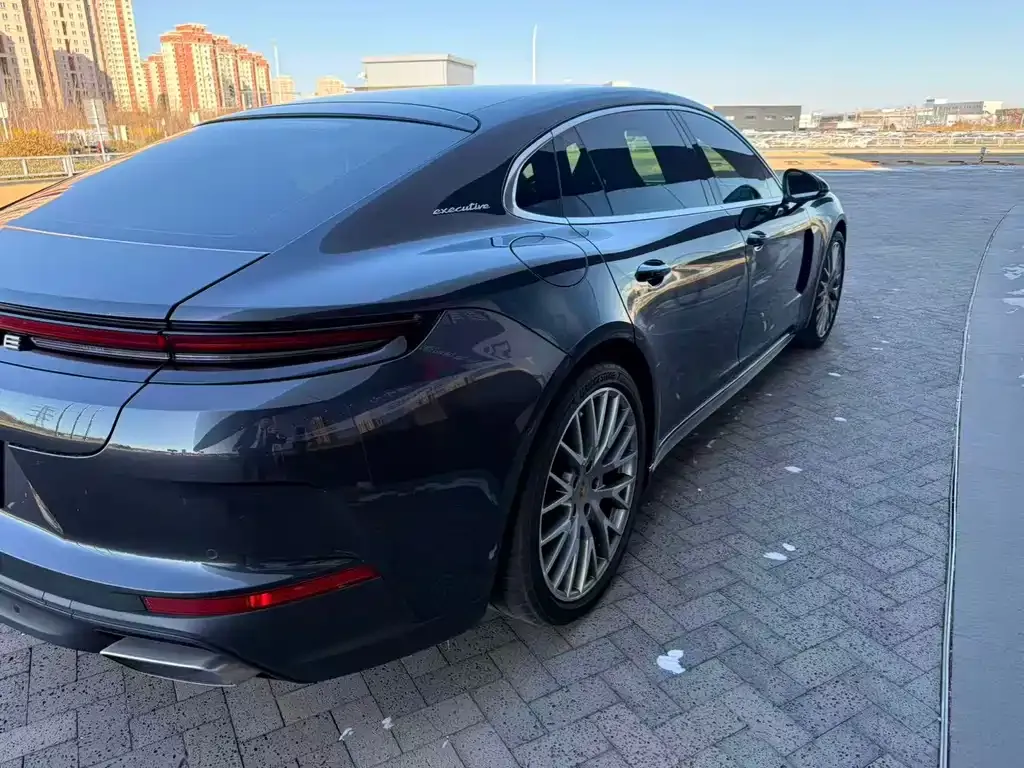 Porsche Panamera 2024 из CN, фото 10
