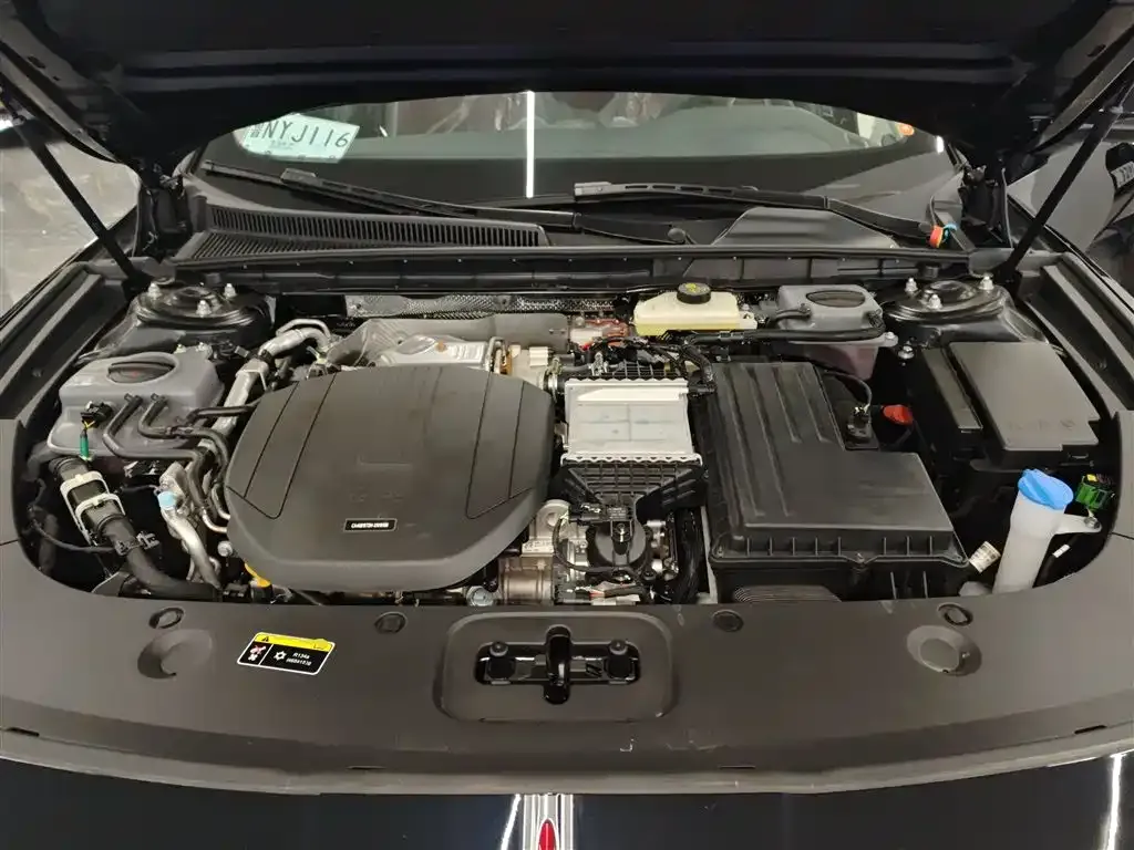 Hongqi H5 PHEV 2025 из CN, фото 9
