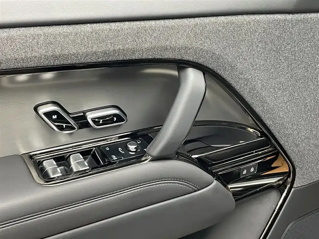 Land Rover Sport — фото 10