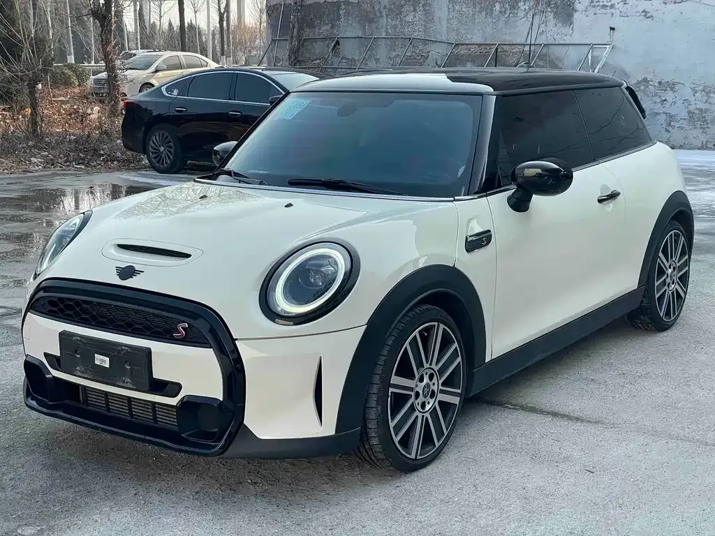 MINI Cooper (3-door) 2022 из CN, фото 1