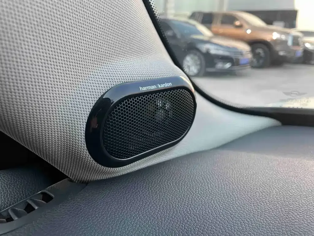MINI Cooper (3-door) 2022 из CN, фото 8