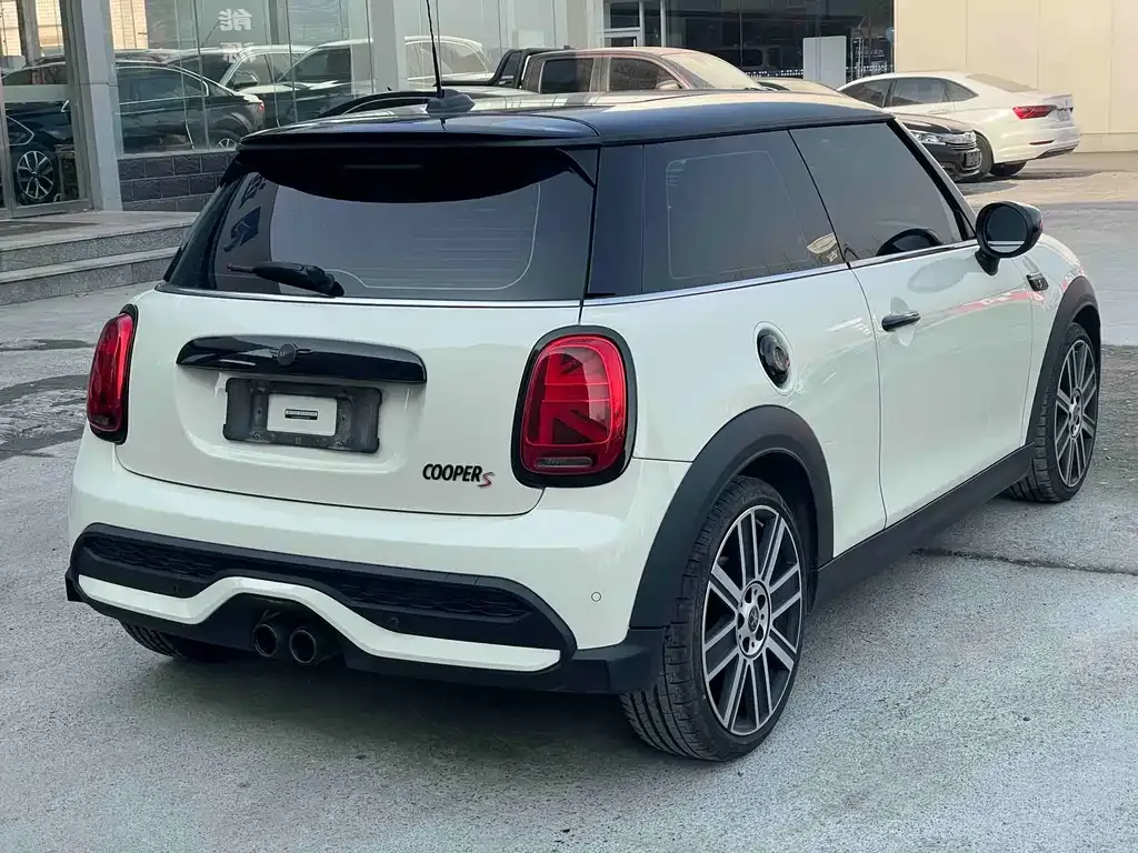 MINI Cooper (3-door) 2022 из CN, фото 6