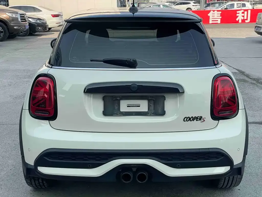 MINI Cooper (3-door) 2022 из CN, фото 2