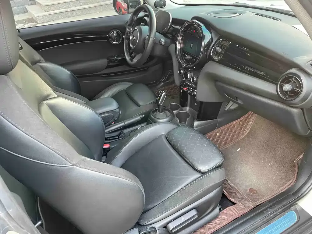 MINI Cooper (3-door) 2022 из CN, фото 3